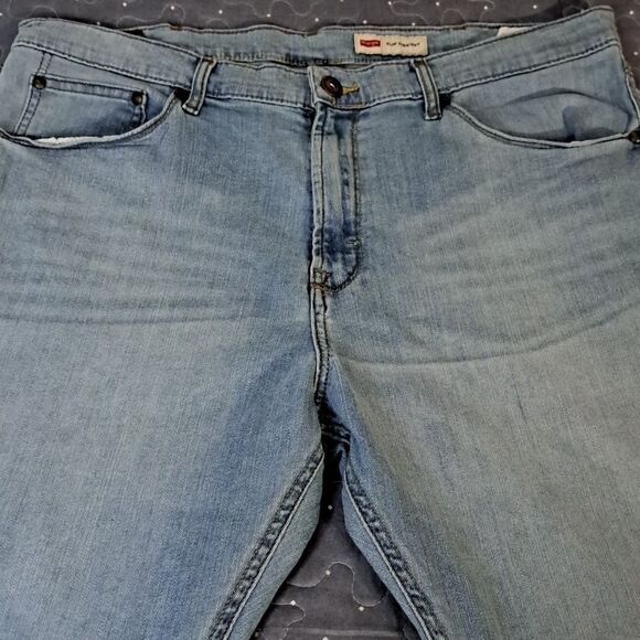Wrangler Slim Straight Light Blue Denim Jeans size 38 - Picture 2 of 7